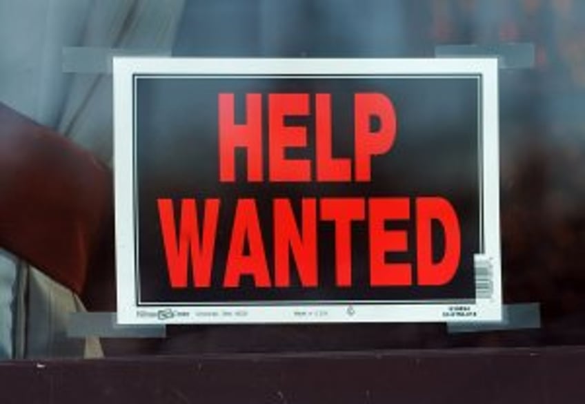 U.S. nonfarm jobs grow by 177,000 in April, beating expectations