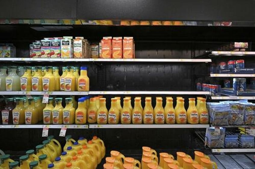 us orange juice prices hit record highs as supplies tumble to 1968 lows 