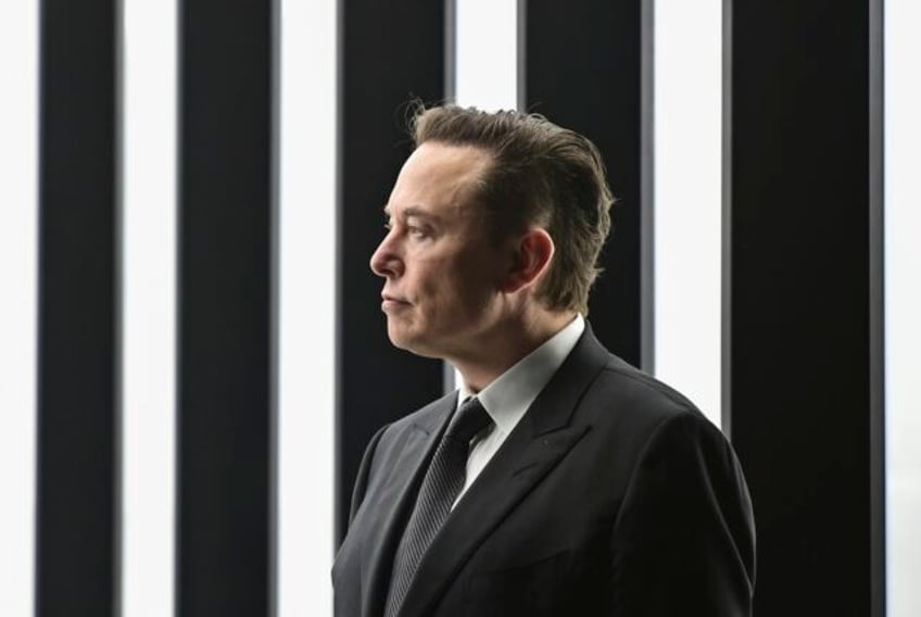 us regulators seek to compel elon musk to testify in their investigation of his twitter acquisition