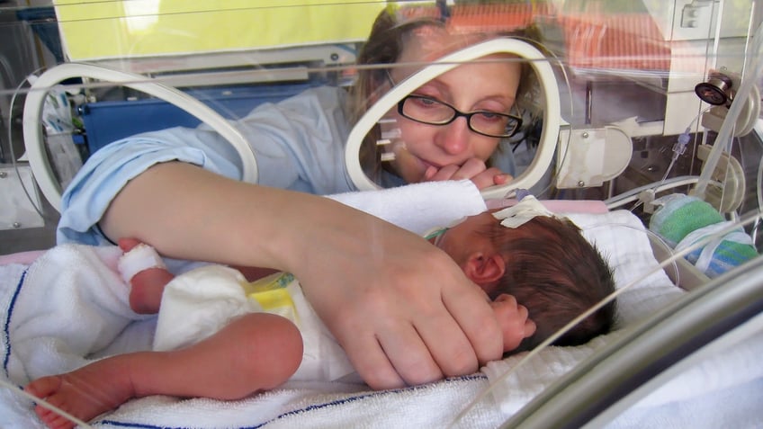 us scores d for preterm birth rates says new report falling further behind