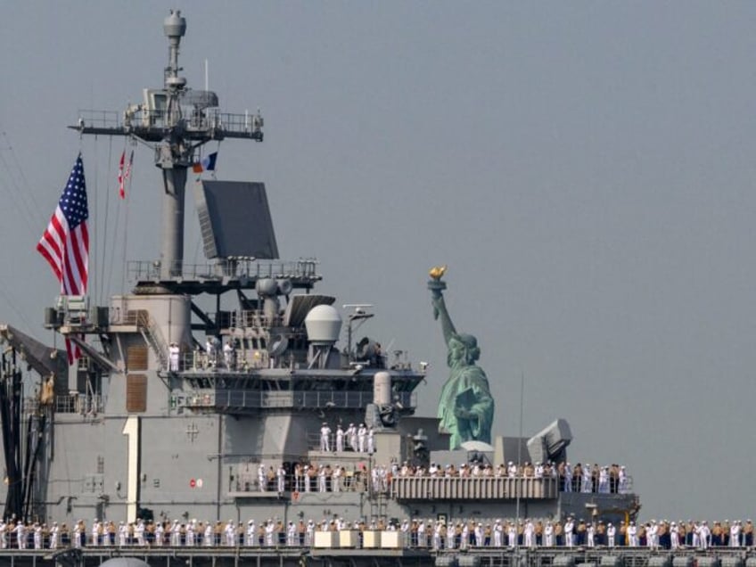 us seeks to counter iran orders additional warships marines deployed to middle east