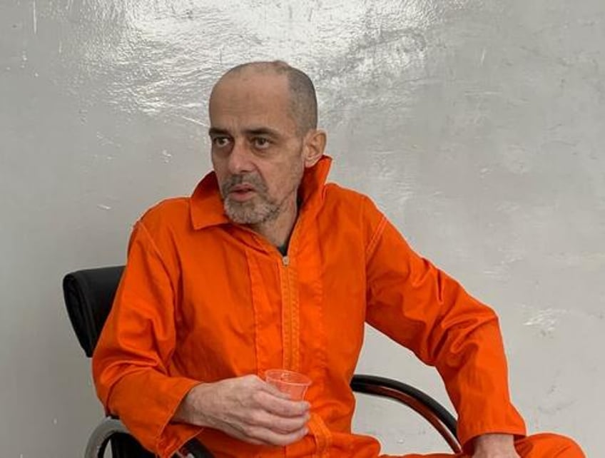 us still prosecuting former isis members after officially embracing one in damascus