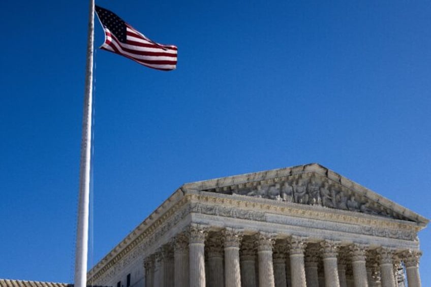The United States Supreme Court is to weigh in on Mexico's lawsuit against US gunmakers
