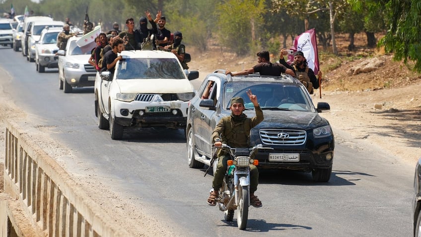 us warns of isis return as critics accuse syrias assad of stirring ethnic tensions