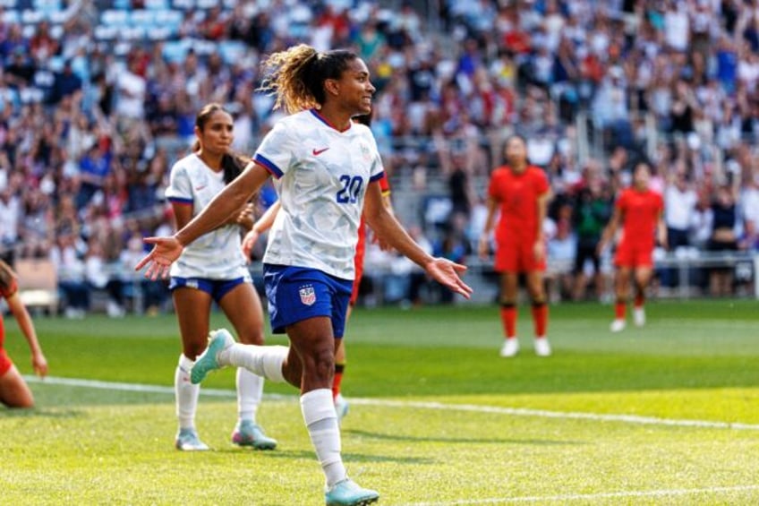 Catarina Macario celebrates her opening goal for the USA in a 3-0 win over China on Saturd