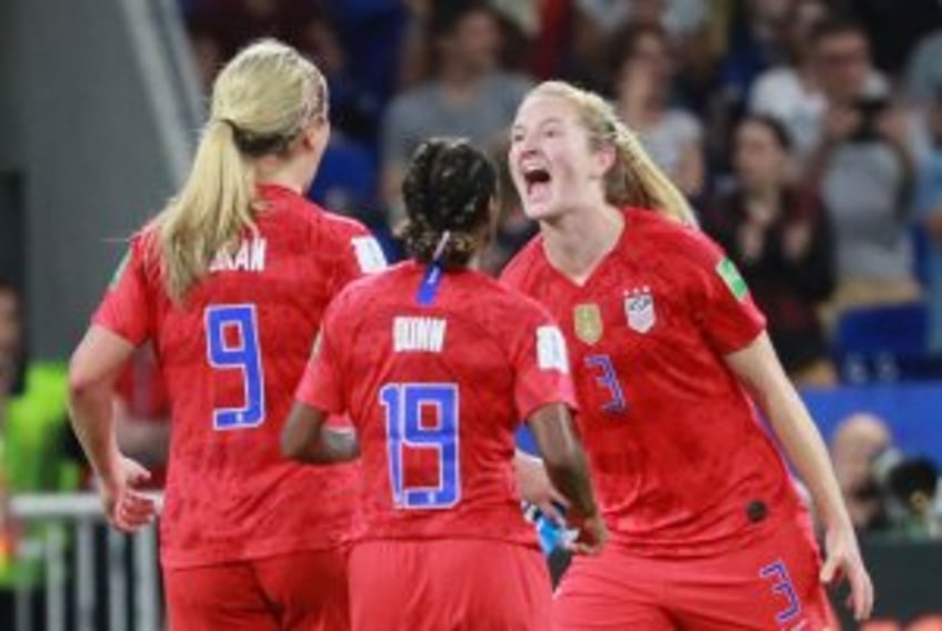 U.S. women's soccer star Sam Mewis retires, cites knee injury