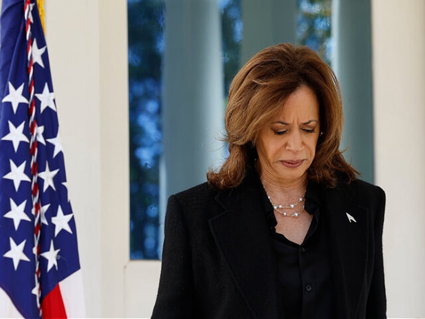 WASHINGTON, DC - OCTOBER 23: Democratic presidential nominee, U.S. Vice President Kamala H