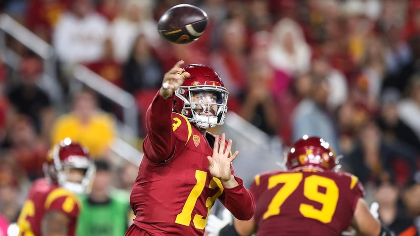 usc put its own twist on flea flicker for long touchdown