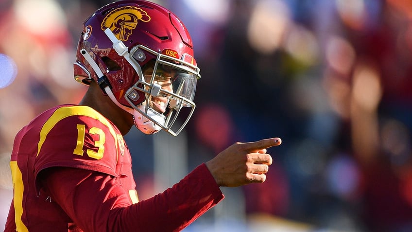 uscs caleb williams faces two obstacles in his pursuit of heisman trophy history ex qb jesse palmer says