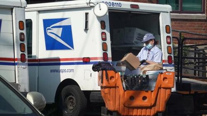 usps sees steep drop in expedited shipping demand