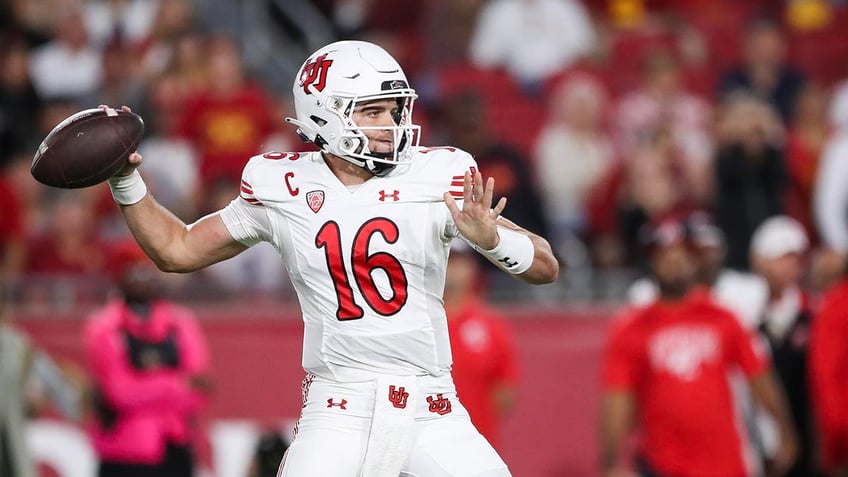 utah takes down usc with walk off field goal in pac 12 title game rematch