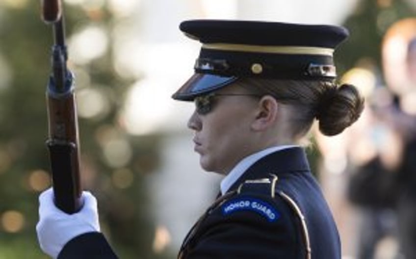 VA announces record number of women veterans receiving benefits