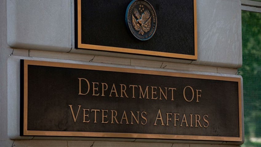 va crisis line failed to send help for vet who committed suicide report