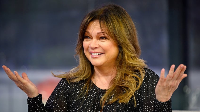 Valerie Bertinelli smiling