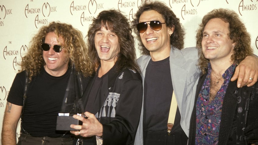 van halens sammy hagar planned to make some noise with eddie van halen before guitarists death