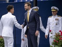 Vance to Naval Academy grads: ‘Country needs you now more than ever’
