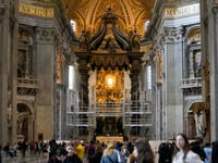 Vatican detains ex-employee who allegedly tried to sell back manuscript of Bernini’s basilica canopy