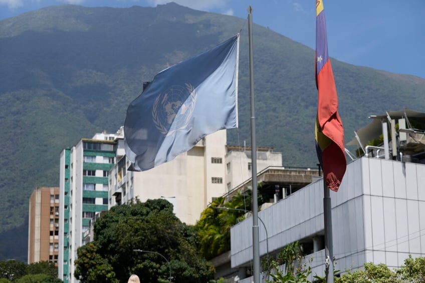 venezuela socialists expel un human rights staff for criticizing human rights abuses