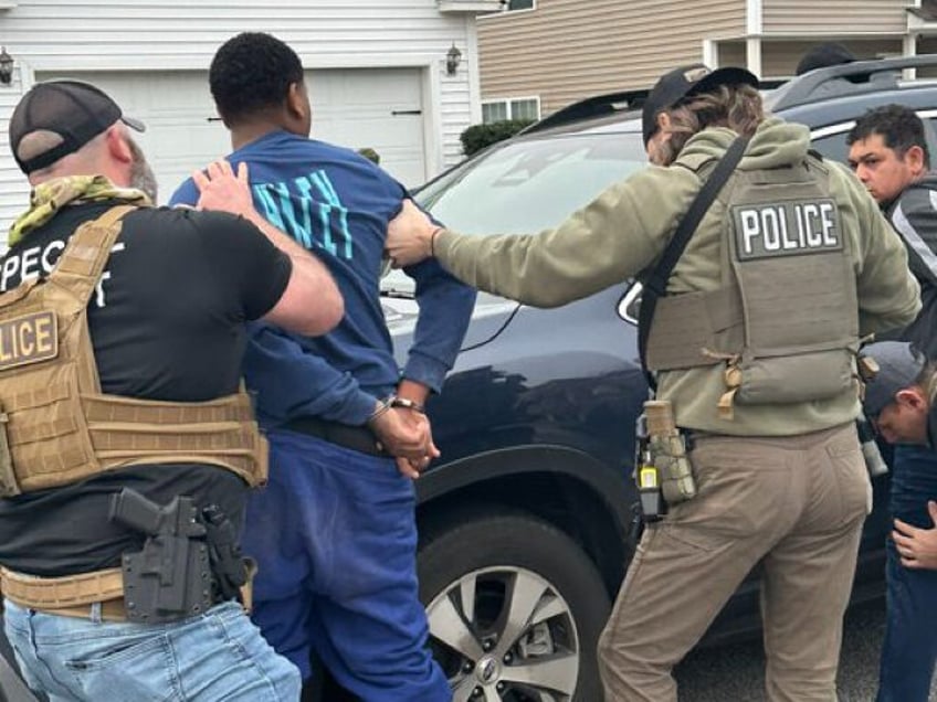 ICE agents and officers round up fentanyl-dealing Tren de Aragua gang members. (U.S. Immig