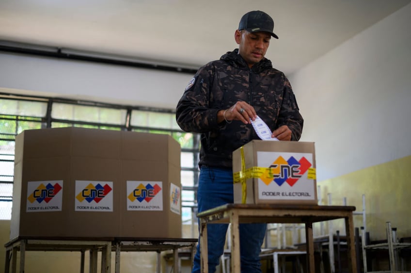 venezuelas socialists claim over 95 of voters in sham election want to annex most of guyana