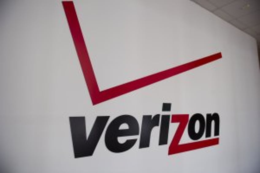 Verizon outage affecting over 100,000 customers