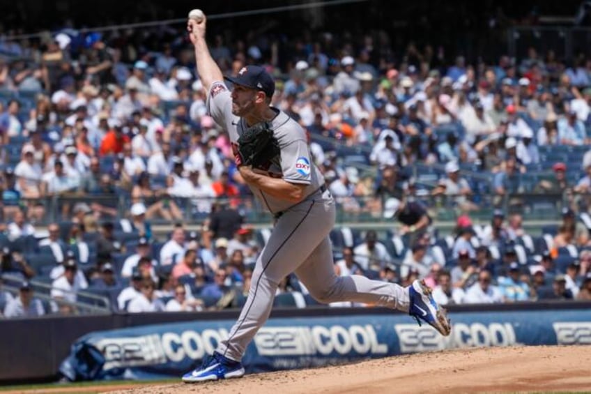 verlander pitches 7 innings and starts second astros stint with 3 1 loss to the yankees