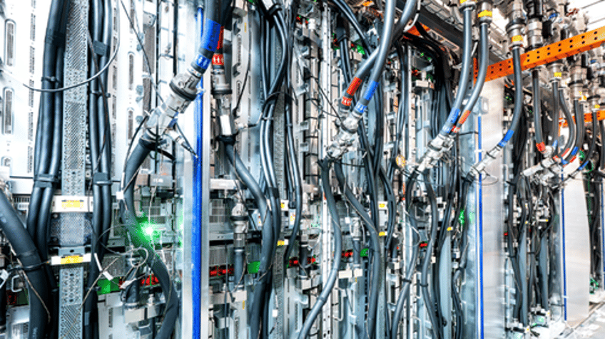 vertiv drops after amazon unveils in house liquid cooling system marking pivot to liquid
