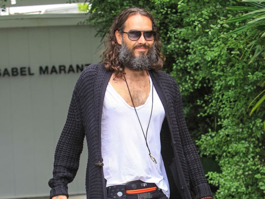 LOS ANGELES, CA - JUNE 26: Russell Brand is seen on June 26, 2019 in Los Angeles, California. (Photo by gotpap/Bauer-Griffin/GC Images)