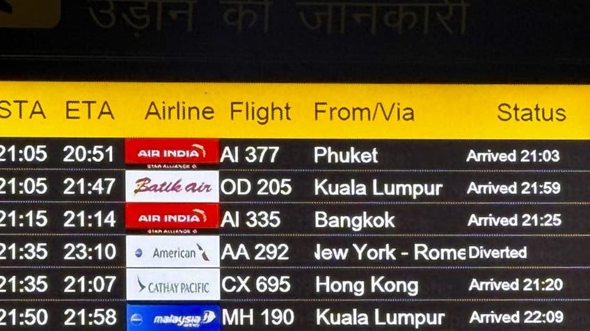 Board shows AA292 diverted