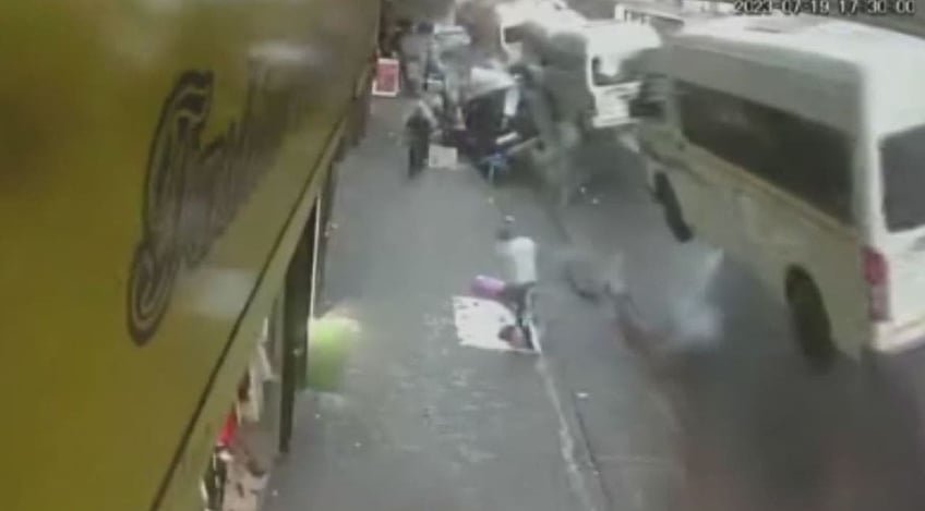 video shows moment suspected gas explosion rocks major city during rush hour killing 1