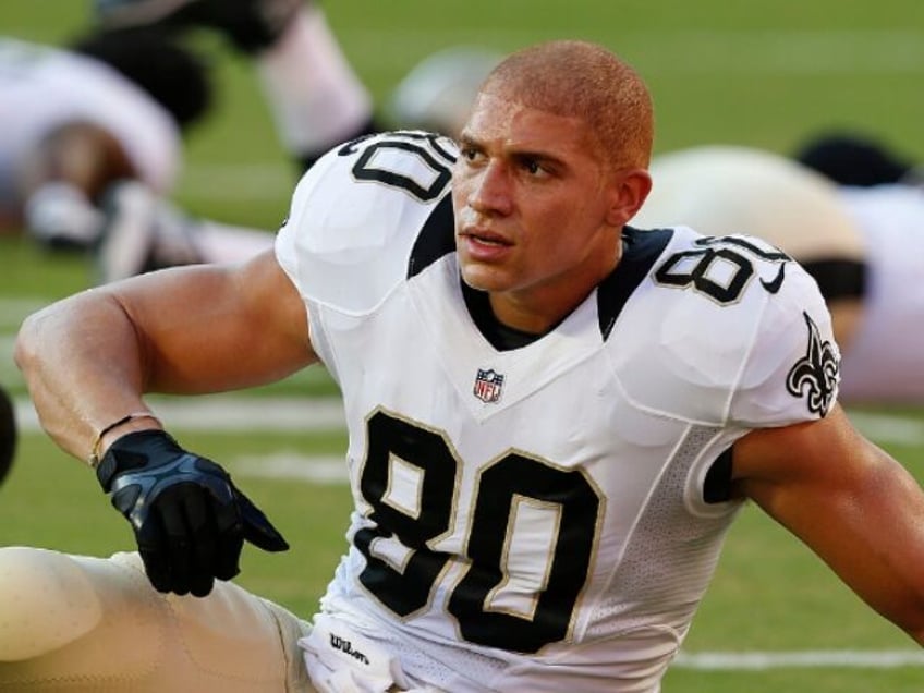 video shows saints jimmy graham running from security during reported medical episode