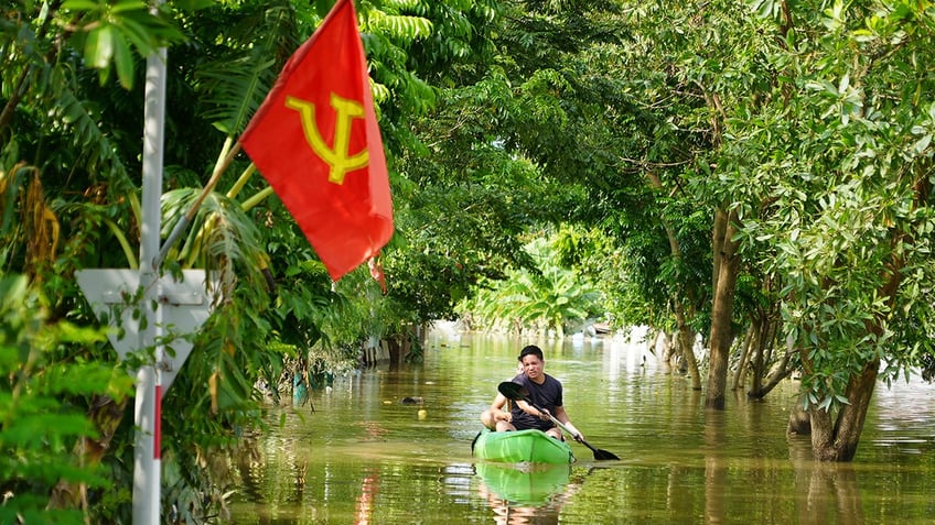 APTOPIX Vietnam Floods