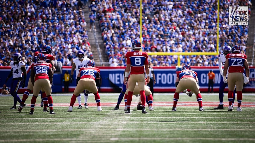 Daniel Jones on the offense