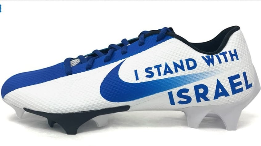 vikings greg joseph to wear i stand with israel cleats during next game