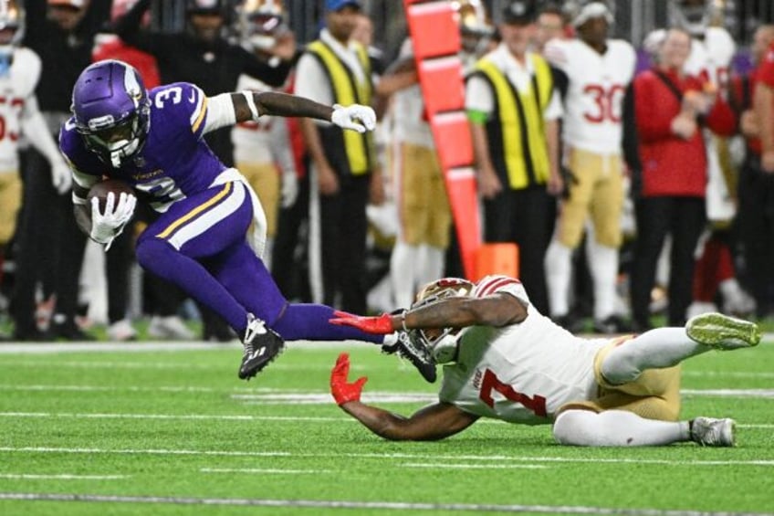 vikings rookie bags two touchdowns as niners stumble again