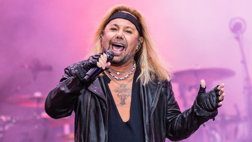 Vince Neil of Motley Crue performing