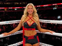 Viral ring girl Sydney Thomas reveals SEC football coach slid into her DMs amid rising fame