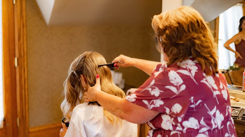 Elkin's wedding haircut process