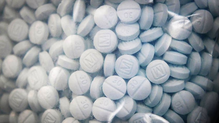 virginia doctor convicted of opioid distribution for prescribing 500k doses given new trial