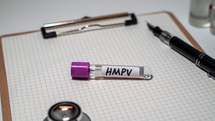 HMPV vial