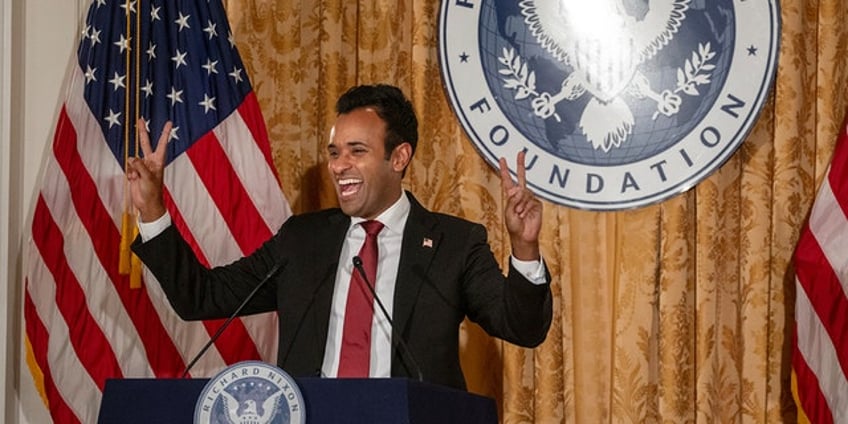 vivek ramaswamy ripped one of his debate one liners straight from barack obama