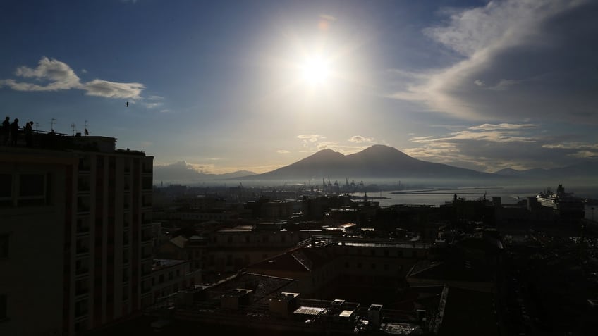 volcanic tremors stoke mass evacuation fears in italy