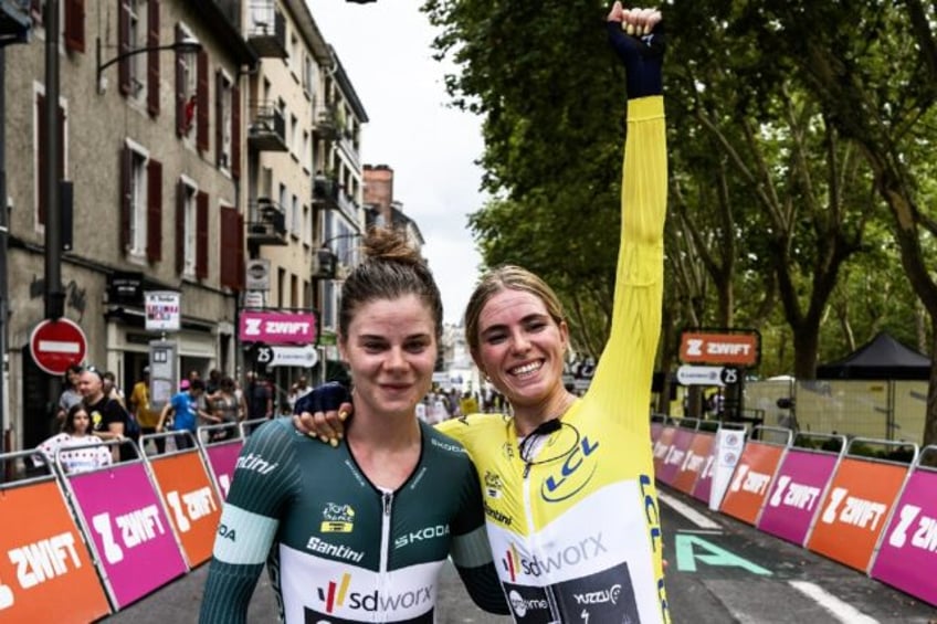 vollering caps stunning season with womens tour de france triumph