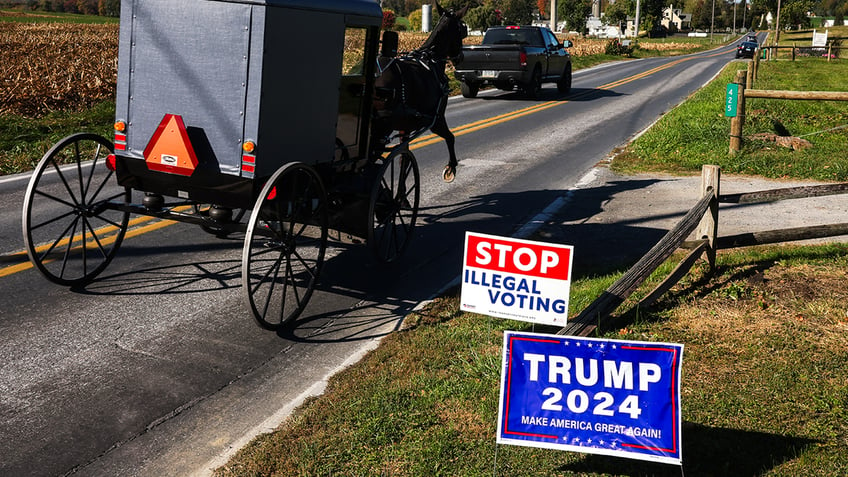 Horse and buggy in PA