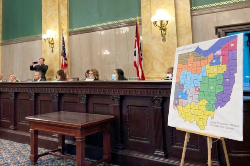 voting rights groups ask to dismiss lawsuit challenging gerrymandered ohio congressional map