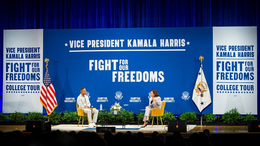 Kamala Harris on college tour