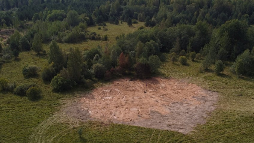 wagner group flag seen flying at prigozhin crash site in russia