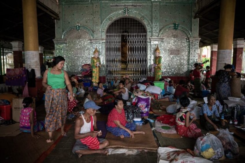 waiting to go home 48000 evacuated in myanmar floods