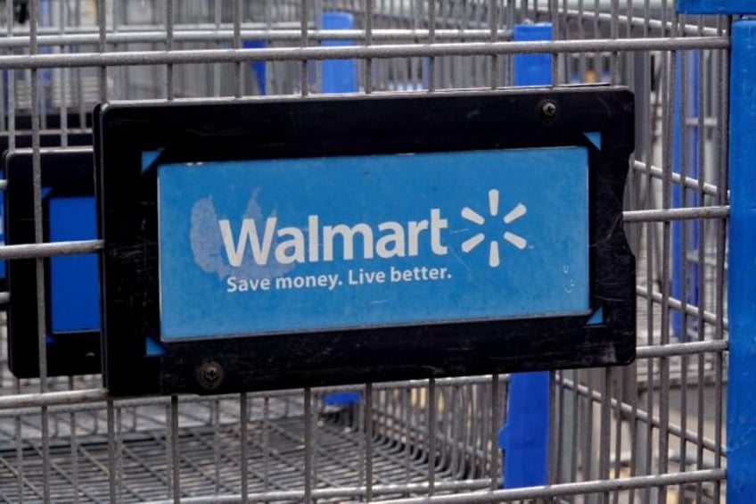 walmart narrowly lifts forecast as inflation stays consumer concern