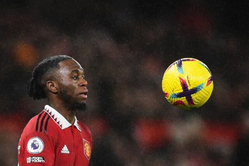 wan bissaka injury gives man utd fresh headache